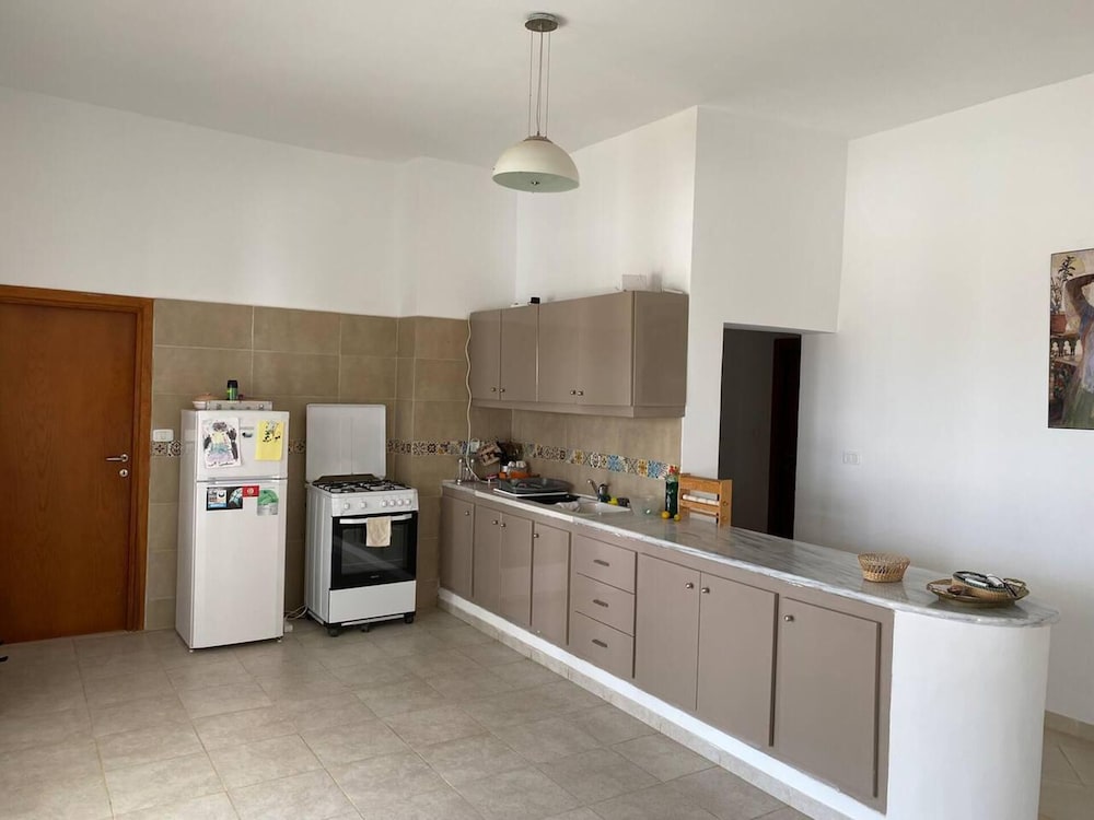 Cheerful 2-bedroom Villa With Pool view 5