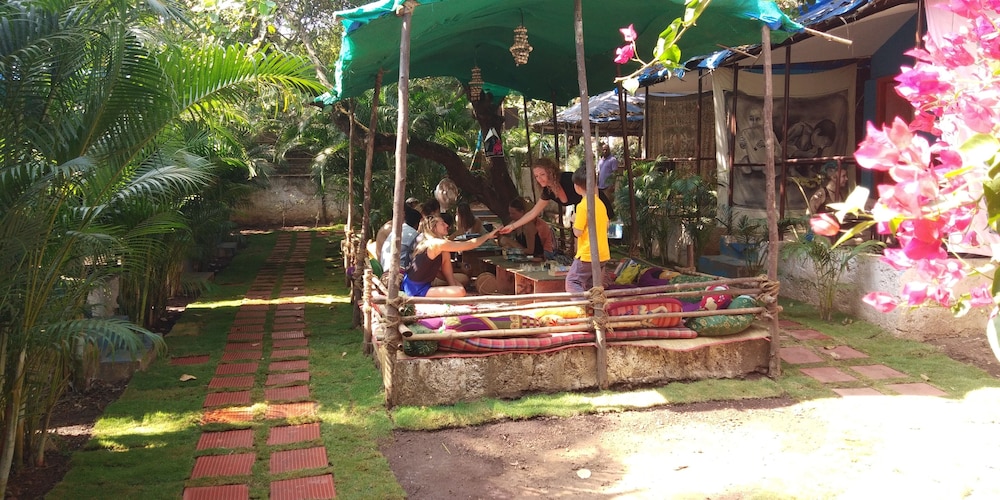 Rudra Holidays Guest House
