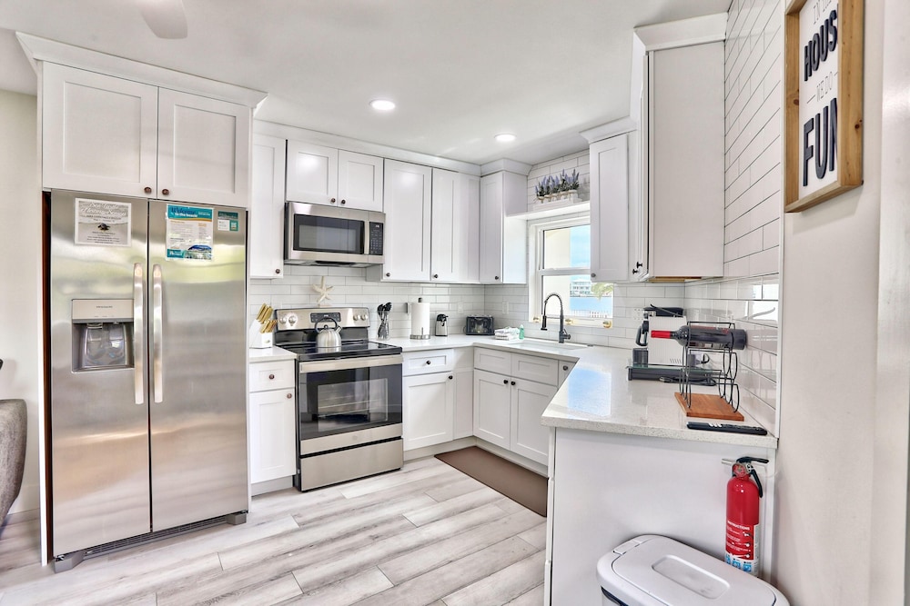 Villa At Bahia Shores-whole Property