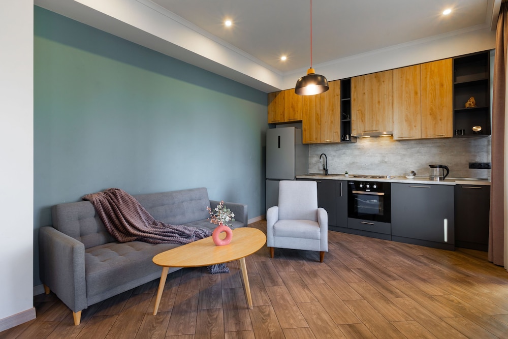 Apartments by Luxe Group DE114