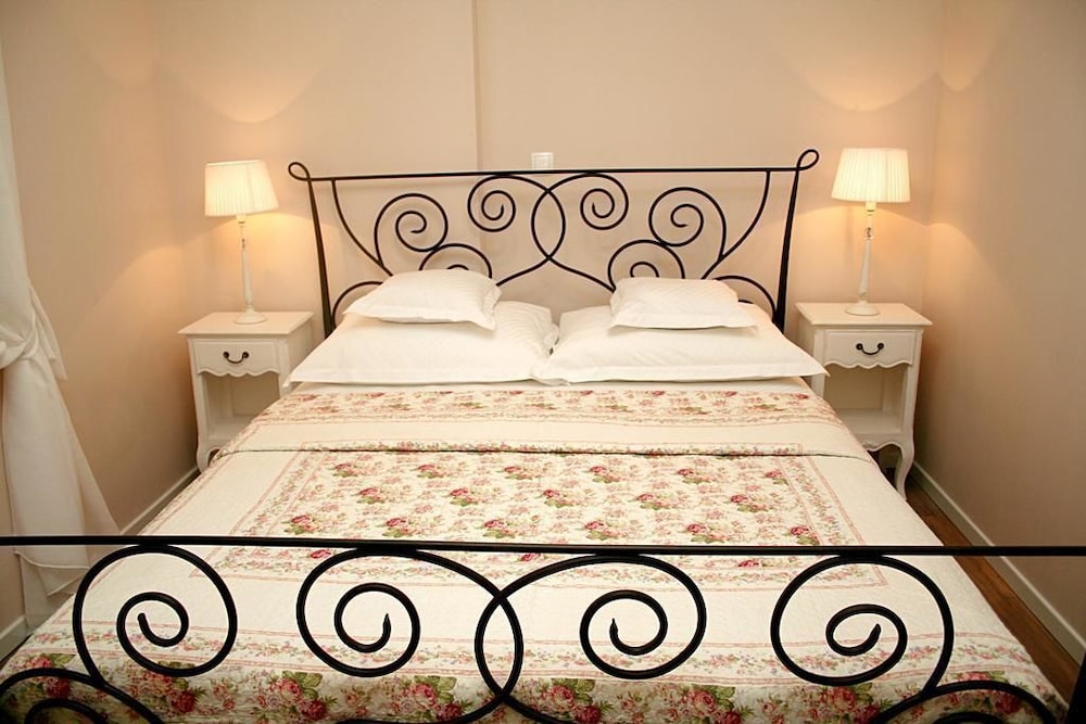 Banica Apartments & Rooms