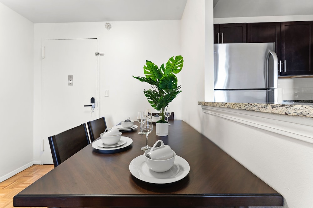 Furnished Apartment Near Longwood