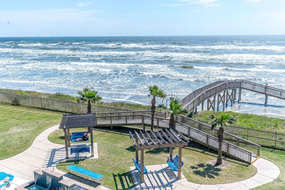 Seascape 2320 in Galveston