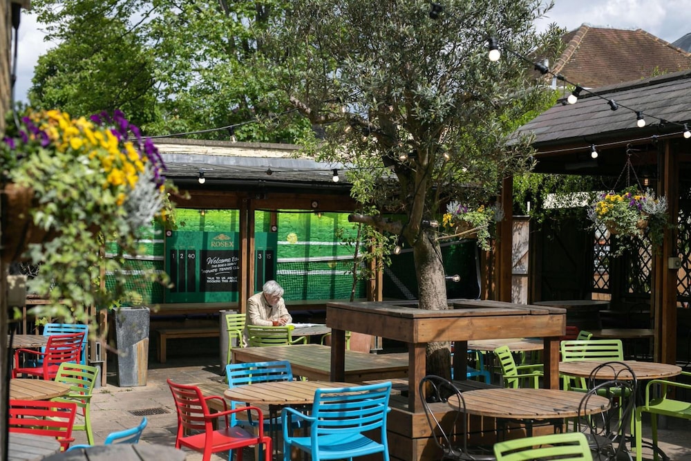 The Rose & Crown Wimbledon