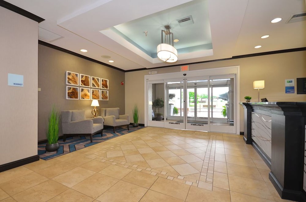 Farmington Vacations - Holiday Inn Express Suites Farmington, an IHG Hotel - Property Image 26