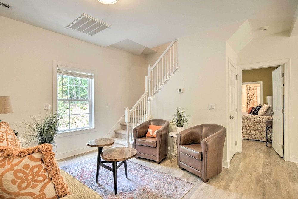 Columbus Vacations - Butterfly Creek Columbus Estate on 3 Acres! - Property Image 8