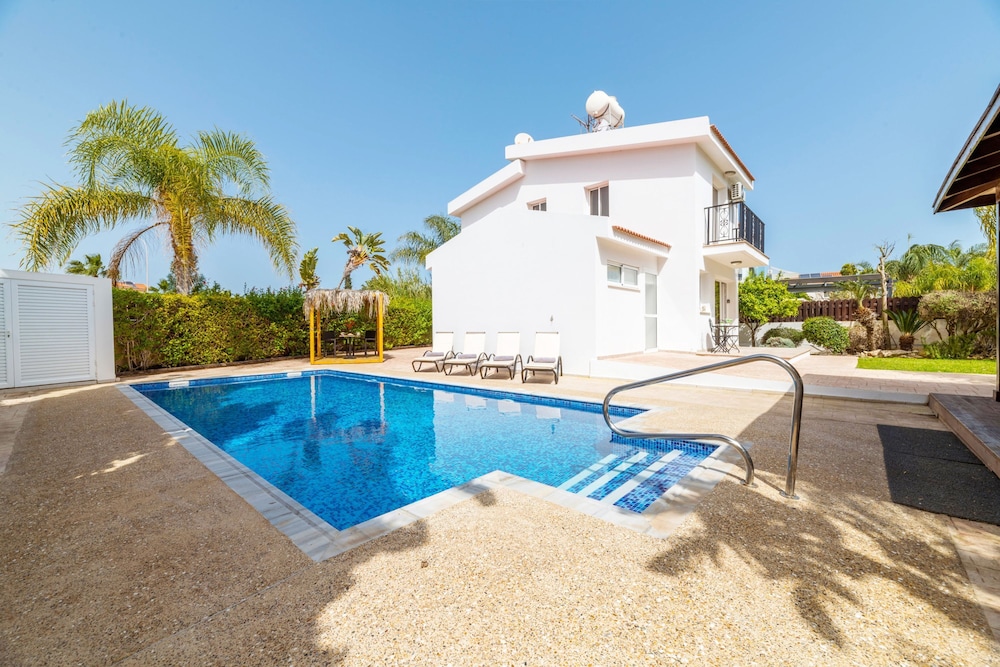 Thekla Oasis Villa in Ayia Napa