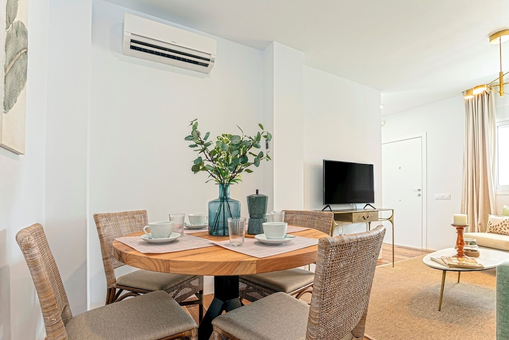 Lovely Apartment in the Center. San Antonio III