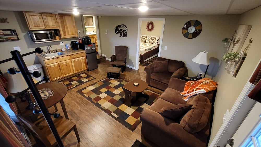 Bear Rock Suites