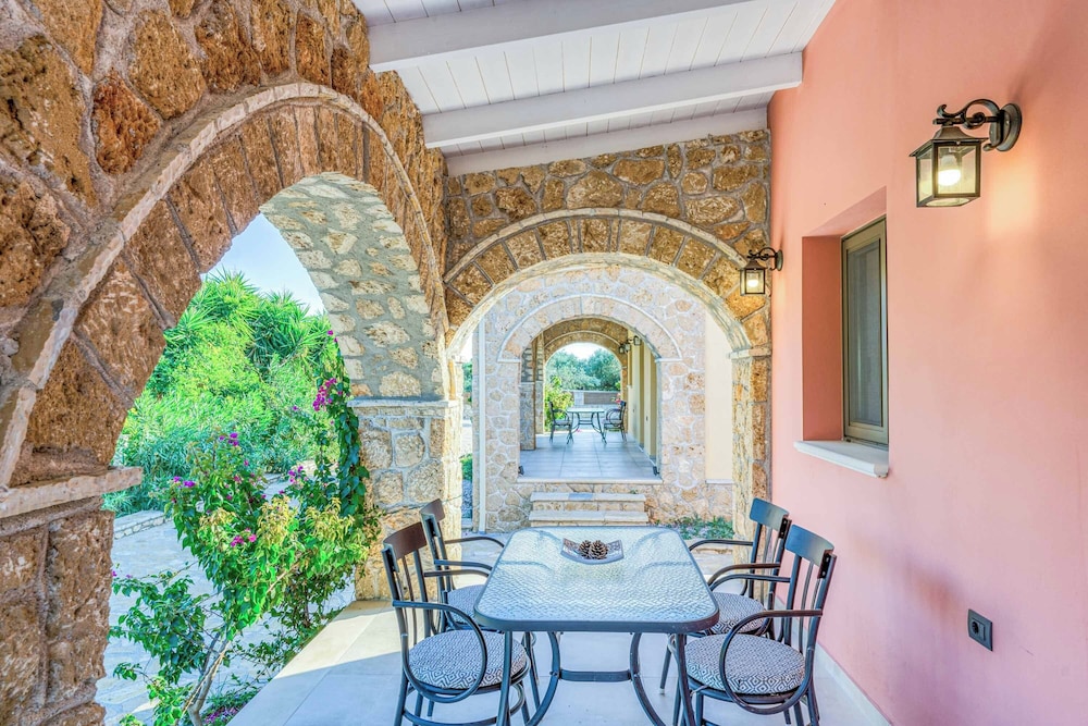 Villa Astra Ena
