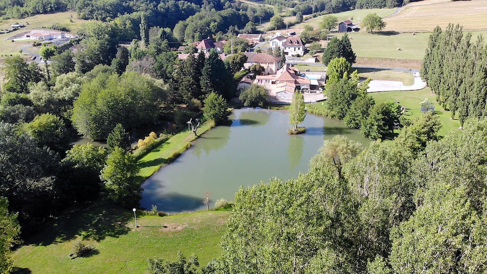 Le Domaine de l'Etang de Sandanet