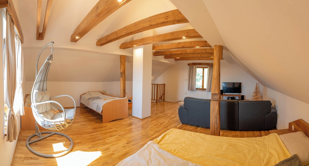 Vineyard cottage Mehak