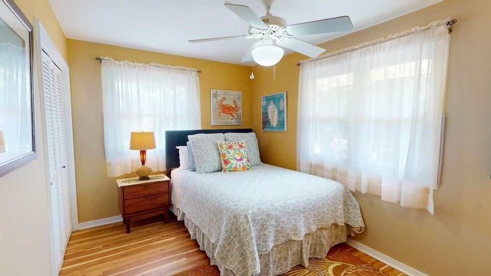 6 7th Street by Tybee Vacation Rentals