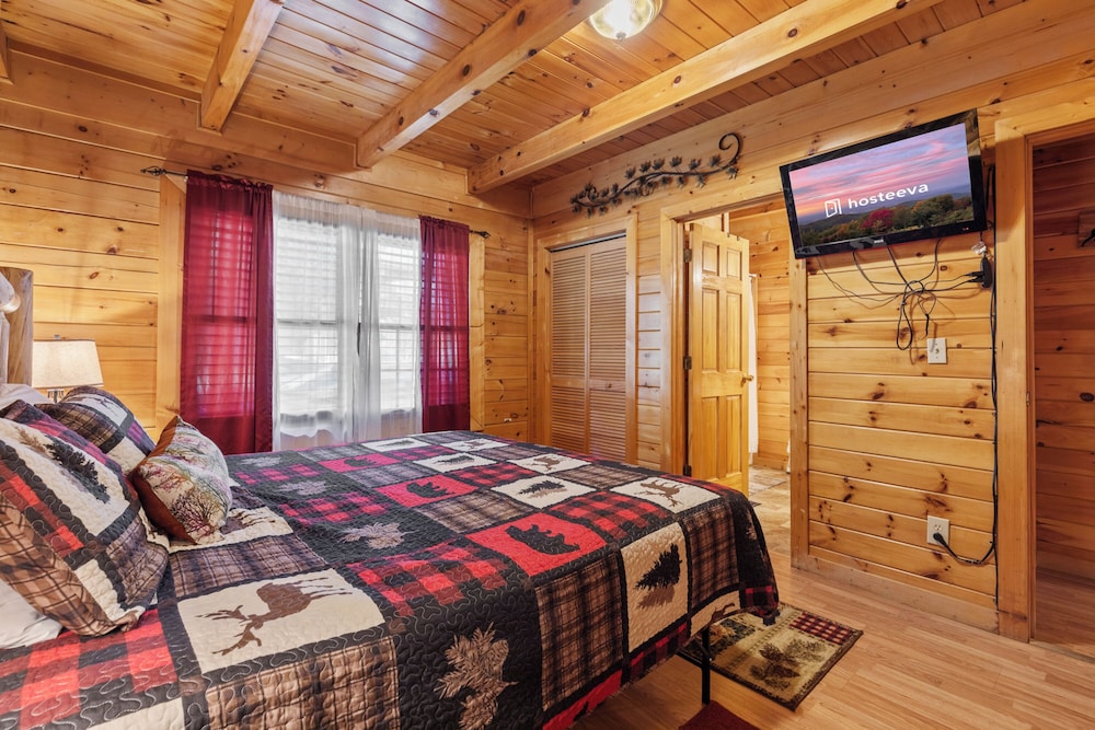 Serene Creek Cabin