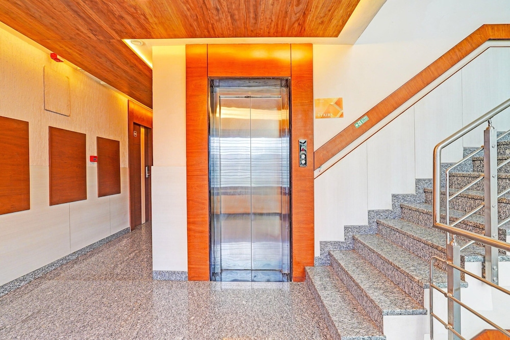 Super Townhouse Indiranagar
