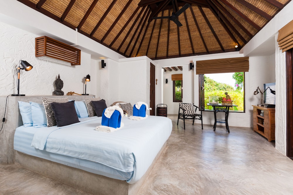Cape Shark Pool Villas