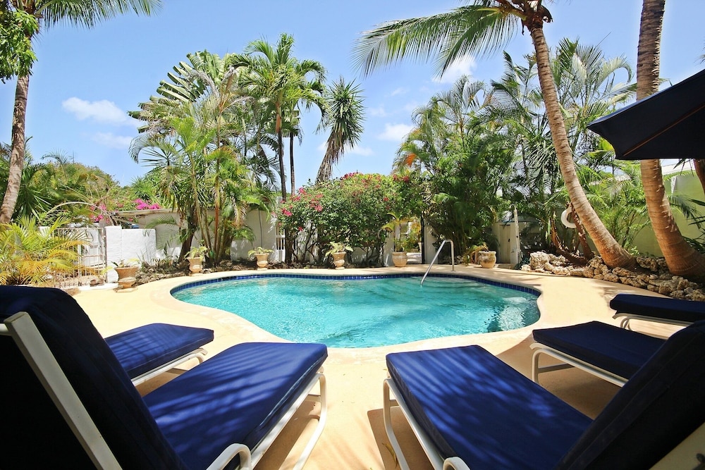 Poolside Paradise Near Beach - Pavilion Villa by Bluescape