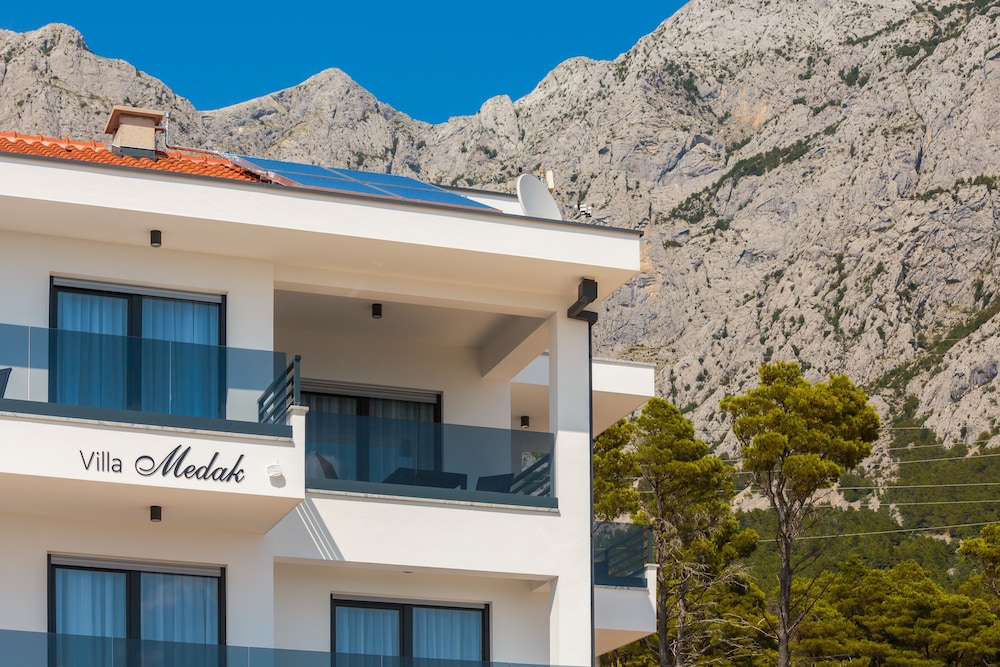 Villa Medak