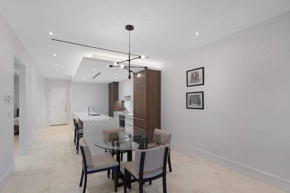 Modern Condo at One Cable Beach With Balcony