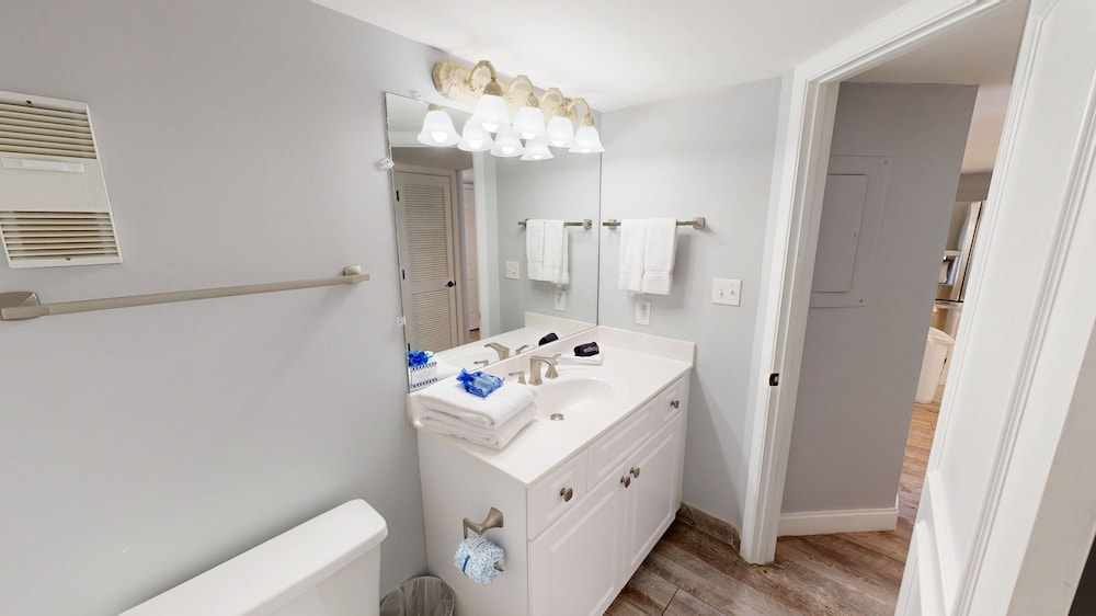 Inlet Reef 513 2 Bedroom Condo