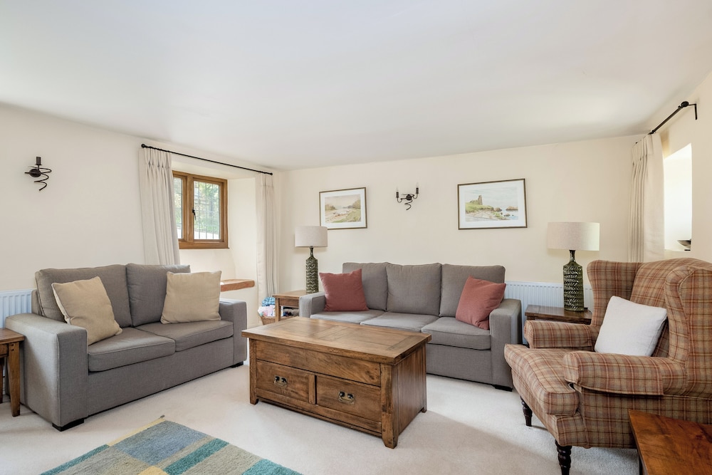 Tom Callows Gorgeous Cottage Oxfordshire