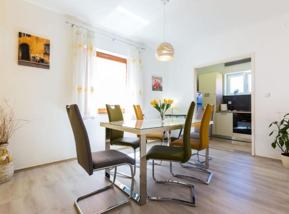 Charming Zadar Apartment Near Old Town With Convenient Access to Beaches