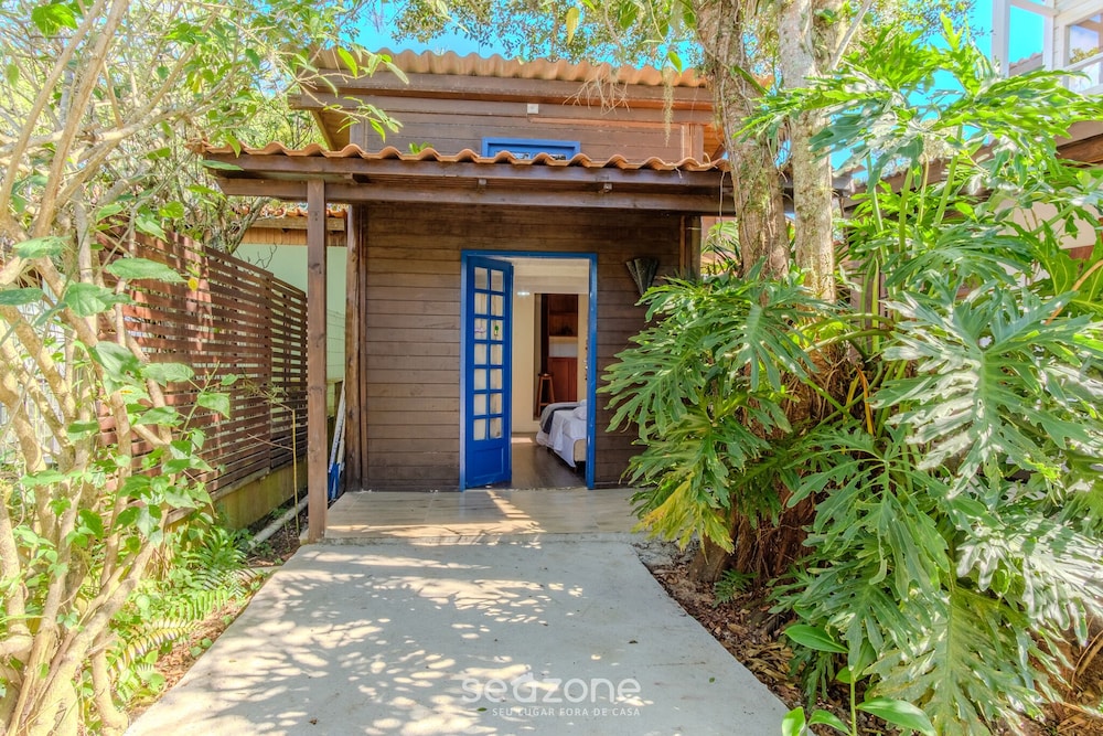 House, Beach, and Nature in Ibiraquera Tan0000