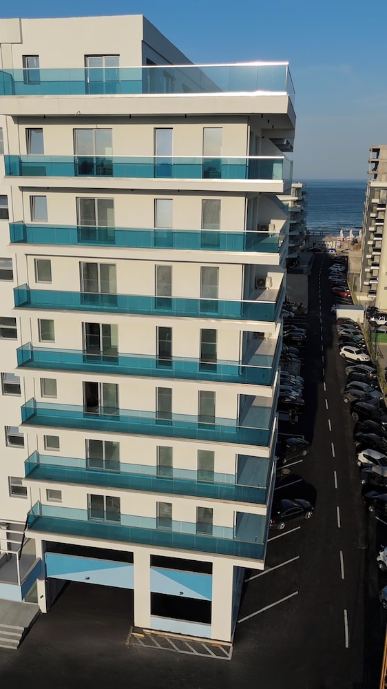 Wave 6 Apartments