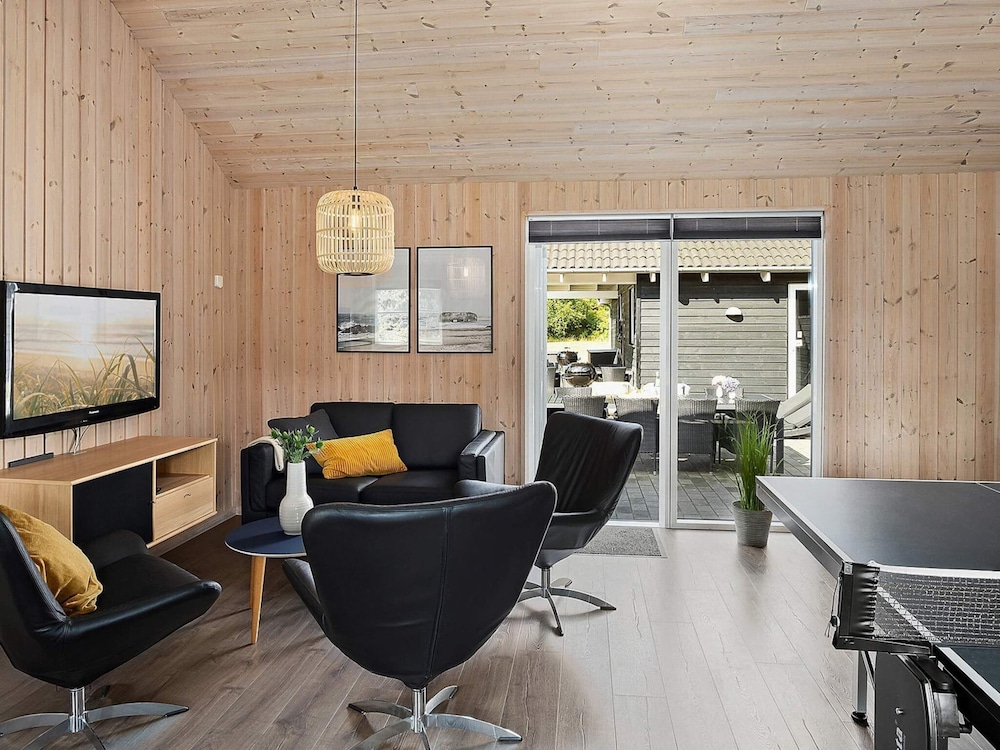 24 Person Holiday Home in Blavand view 5