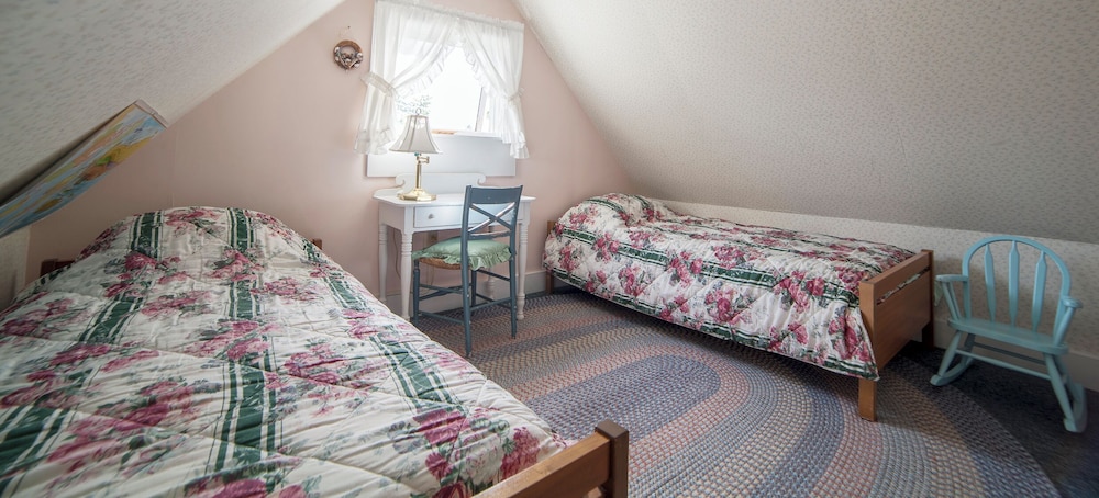 Acadia Oceanside Meadows Inn