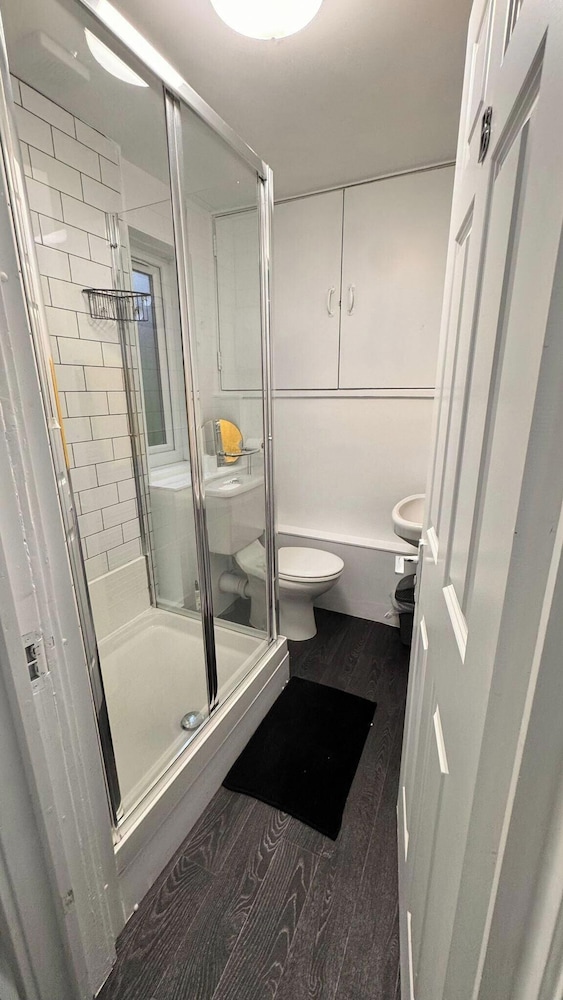 Spacious Sheffield Lodge