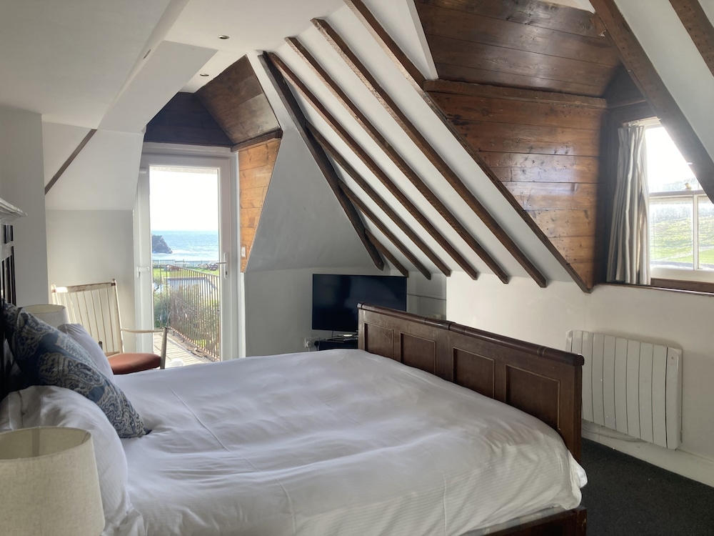 Bishops Cottage