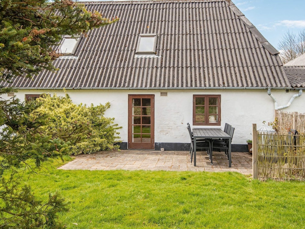 8 Person Holiday Home in Gredstedbro view 3
