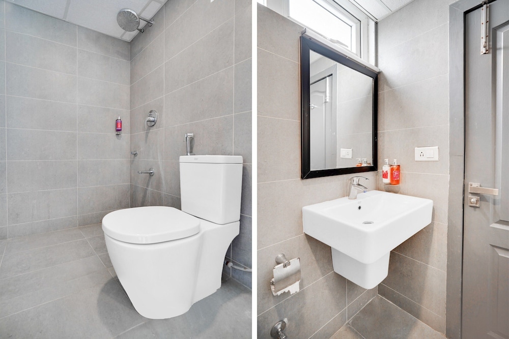 Modern Spacious Room Near Madiwala Lake BTM Layout