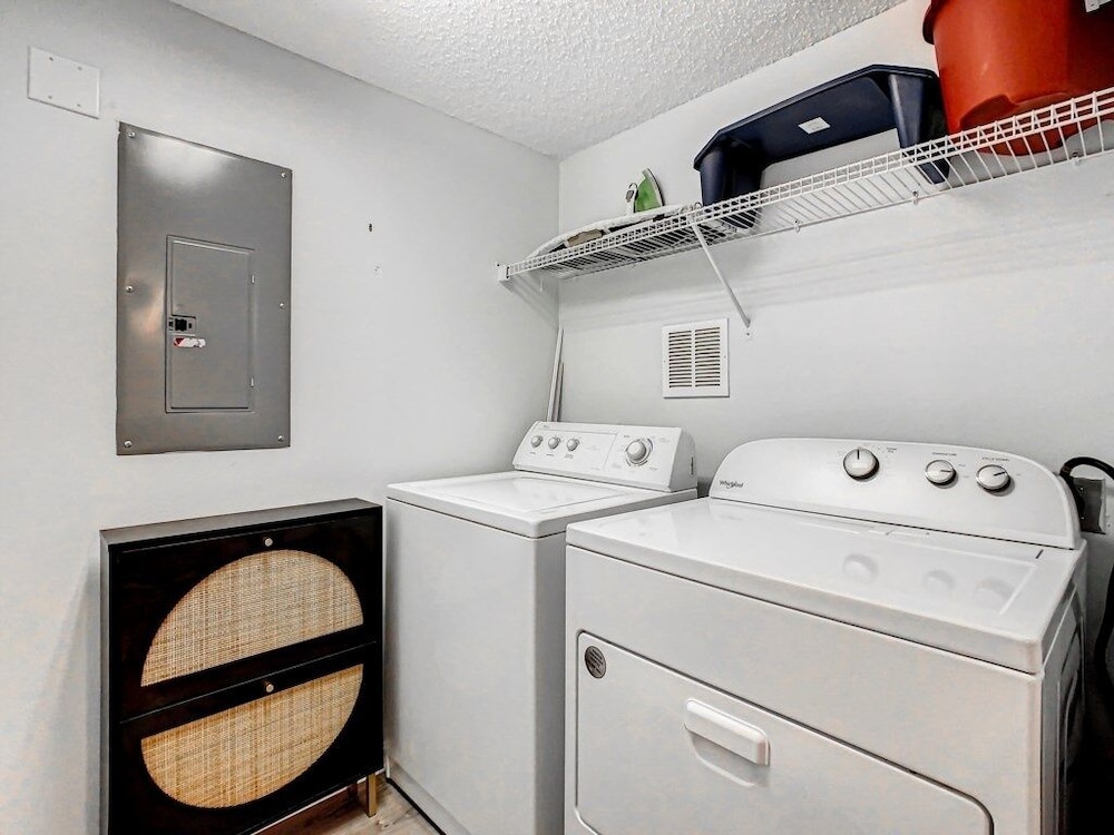 Terra Verde Resort: Townhome W/ Hottub Near Disney 3 Bedroom Townhouse