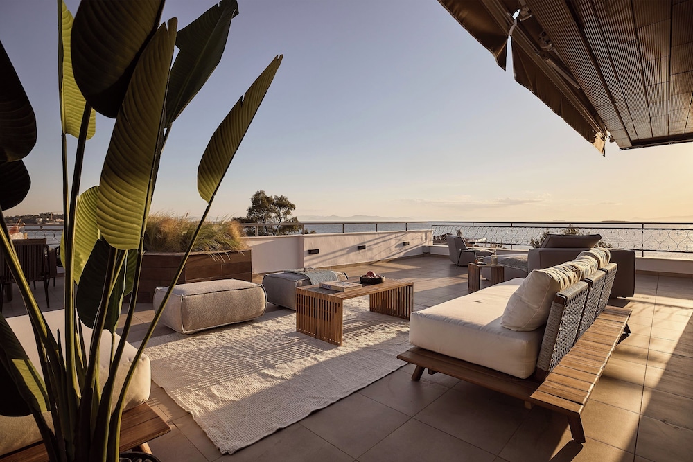 Casa Volare, Penthouse Retreat Athenian Riviera