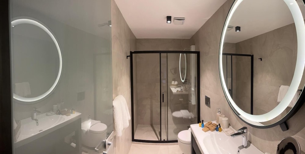 Rudis Otel - Image 73