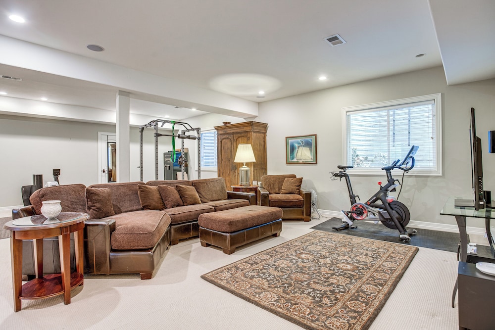 Walk to DU, Dining & Parks: Spacious Denver Home!