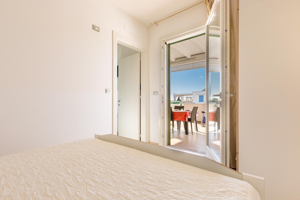 2135 Casetta Milena view 4