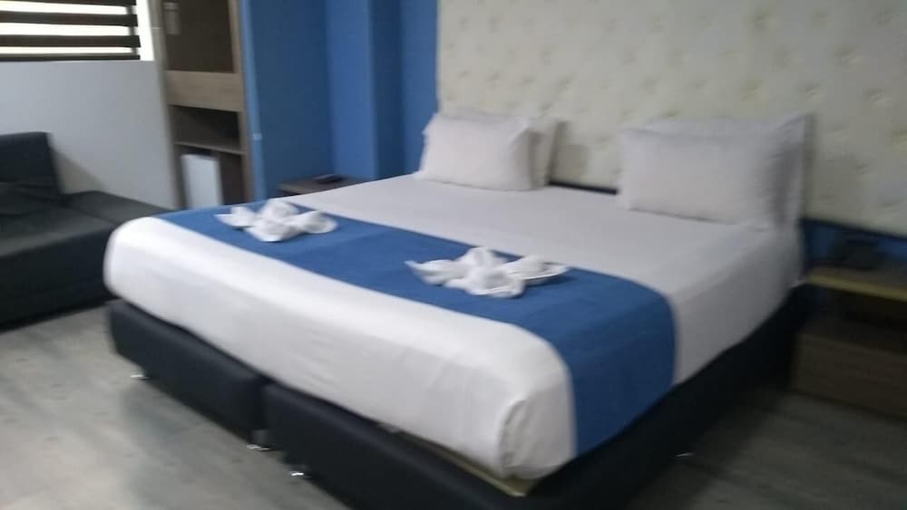 Hotel Plaza Miranda by AW