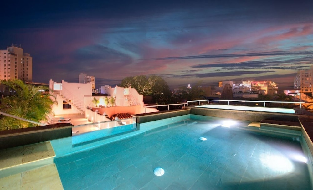 Upper House - Property Image 9