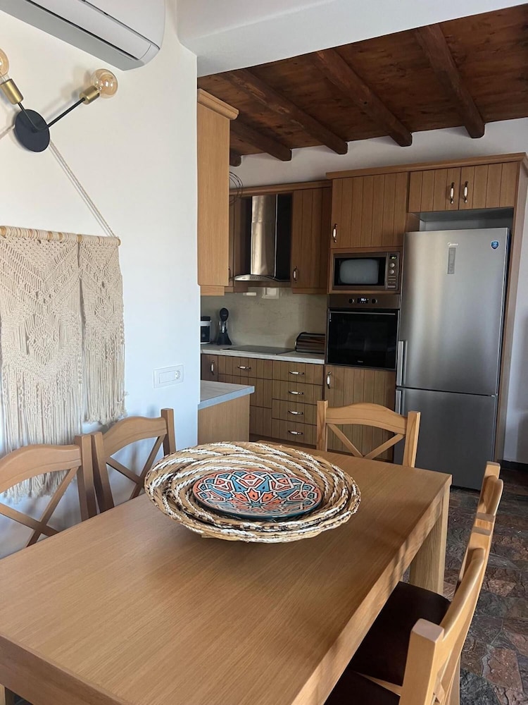 Ligaria Stone Maisonette Gem in Folegandros Heart view 3