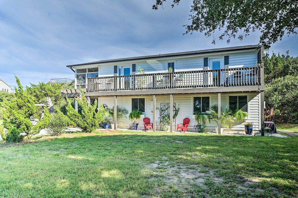 Topsail Beach Villa: Outdoor Oasis w/ Hot Tub view 4