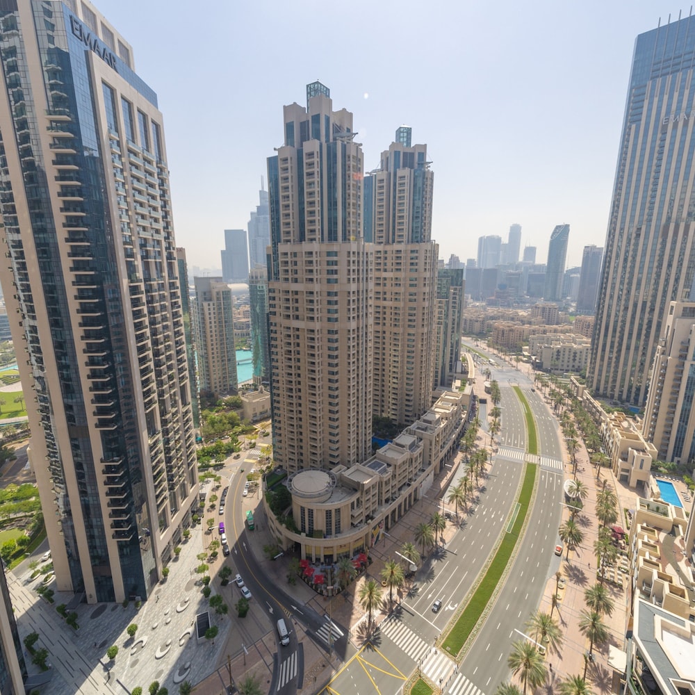 DXB - Blvd Crescent T1 - 2401 - DT