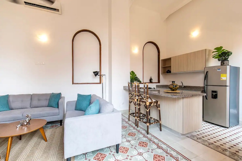 2CM-J1 APARTAMENTO EN GETSEMANI CON WIFI