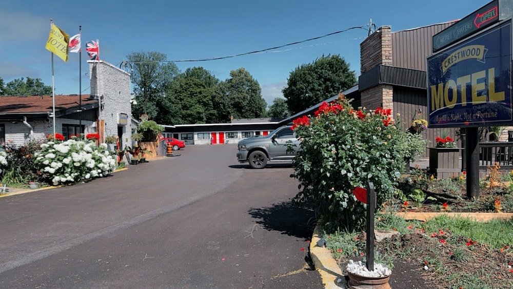 crestwoodmotel