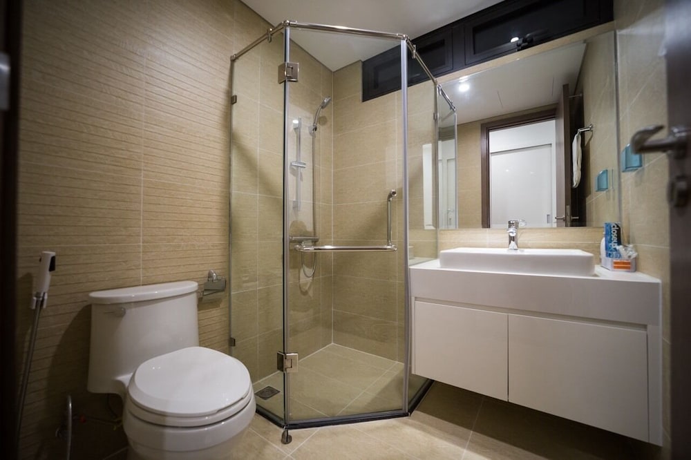 Bom Homes - Vinhomes Skylake Serviced Apartment