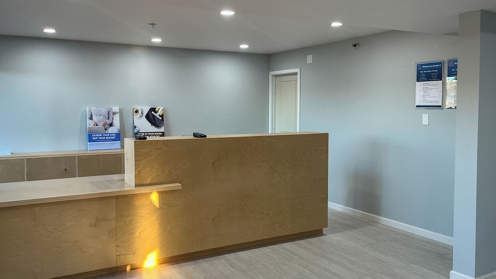 STUDIO 6 Victorville Green Tree Blvd