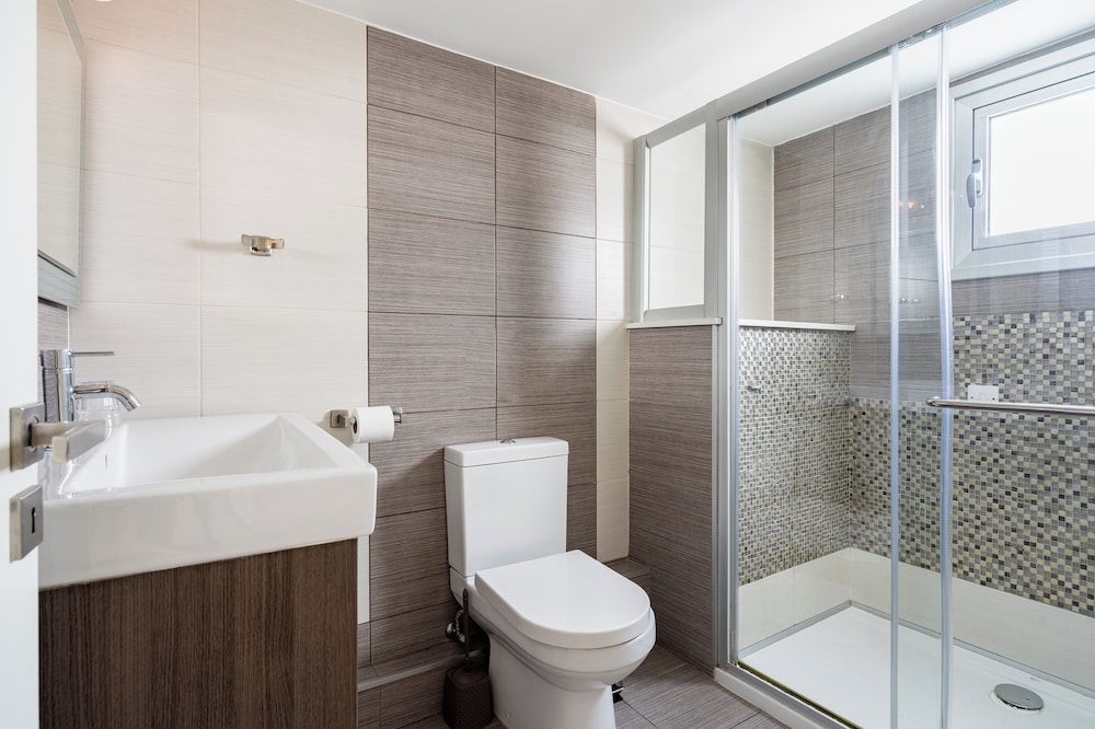 Local Host Living - Signature Apartments in Nicosia