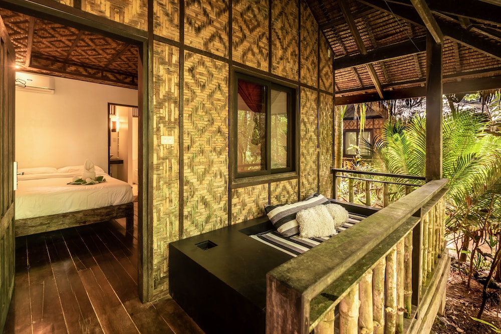 Siargao Inn Beach Resort